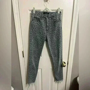 Joe's Jeans High Rise Skinny Ankle Color Grey Leopard Denim Frayed Hem 27